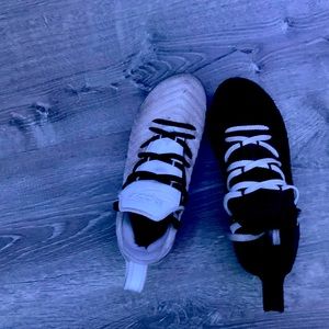 Lebron 16 equality’s size 4.5